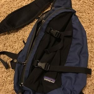Patagonia Atom Sling Bag